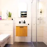 Charmantes Mini-haus In Ahrweiler Wifi Tv Parken Lägenhet Bad Neuenahr-Ahrweiler